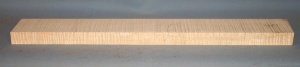 Curly maple quarter sawn guitar neck blank type Ffb strong figure no 560